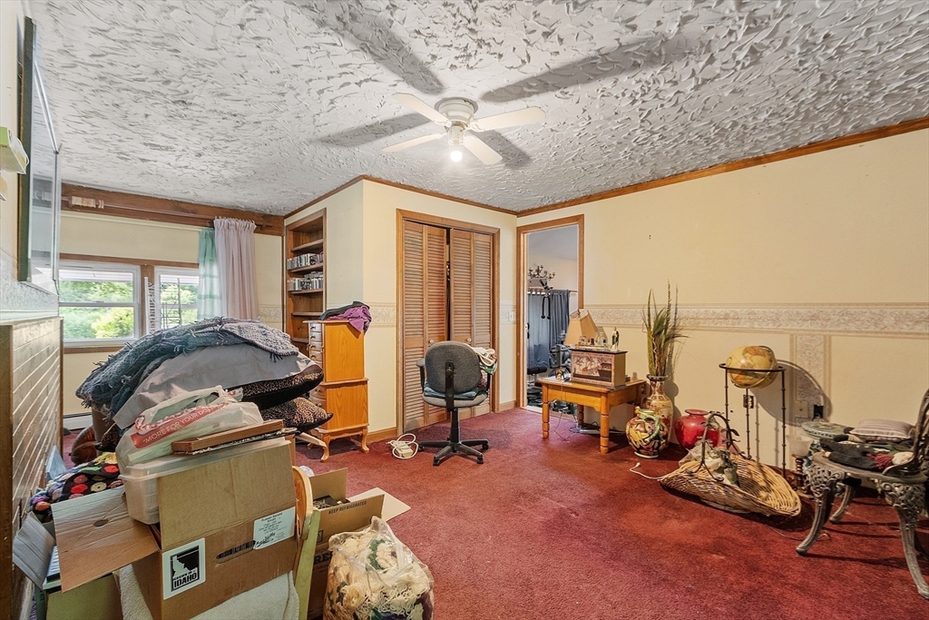 Orange, Massachusetts, 01364, United States, 7 Bedrooms Bedrooms, ,5 BathroomsBathrooms,Residential,For Sale,1940980