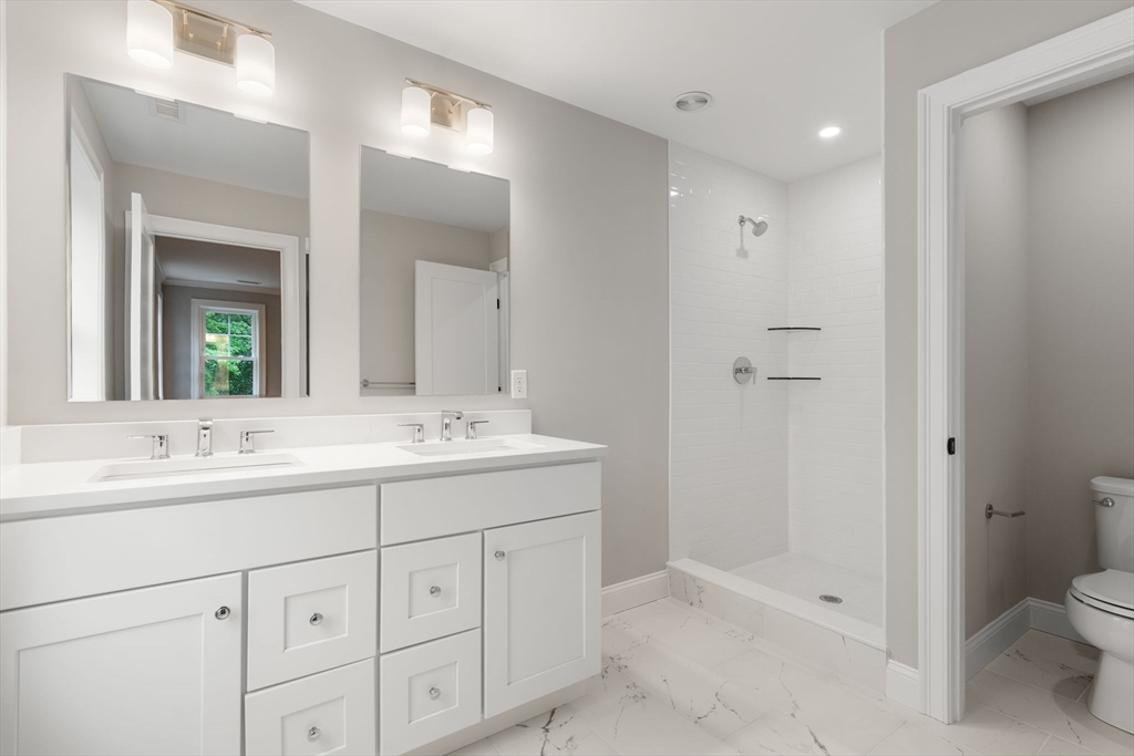 Worcester, Massachusetts, 01606, United States, 3 Bedrooms Bedrooms, ,3 BathroomsBathrooms,Residential,For Sale,1993213