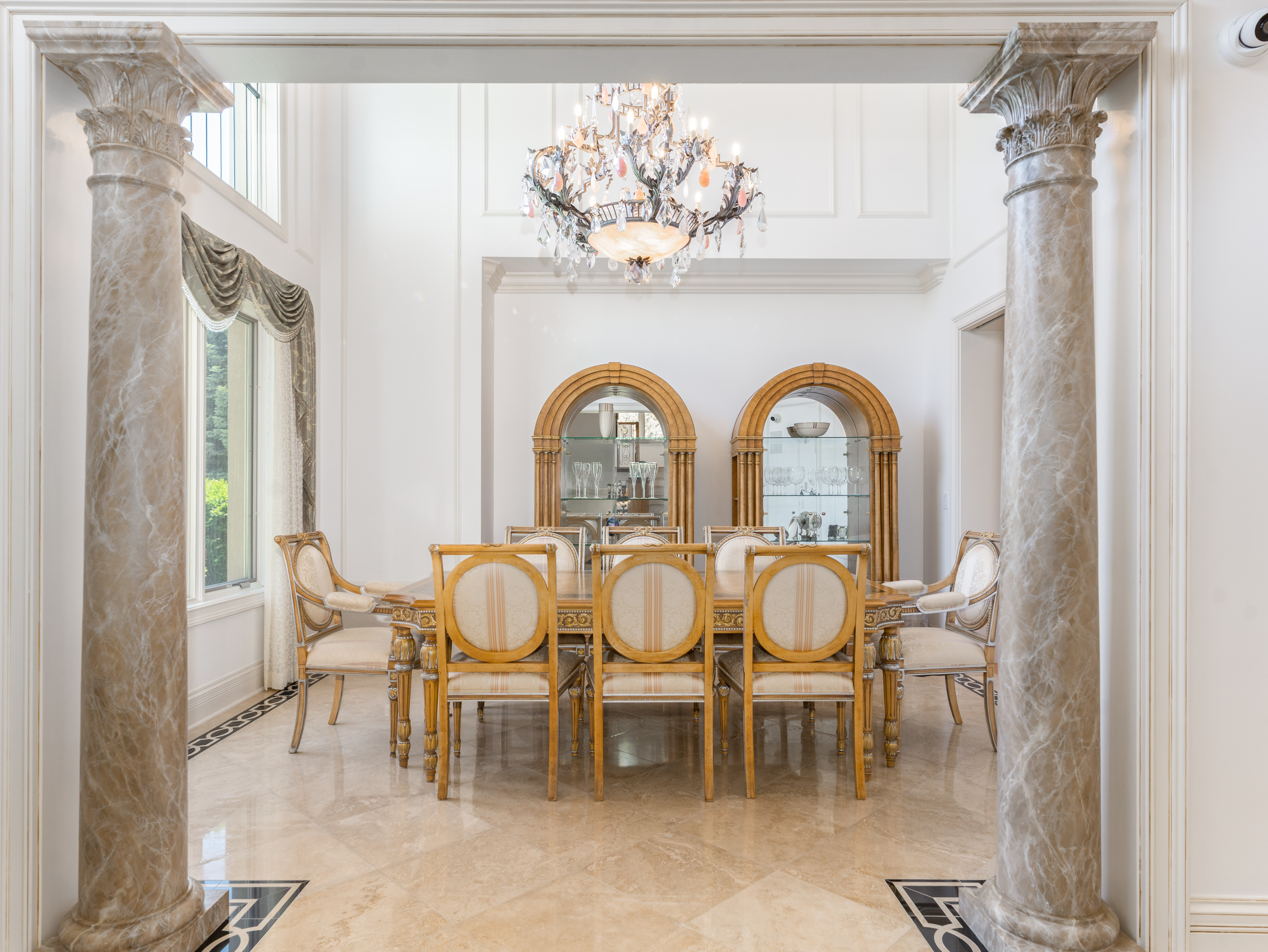 One-of-a-kind Estate offers Resort-Style Living - 物件實景