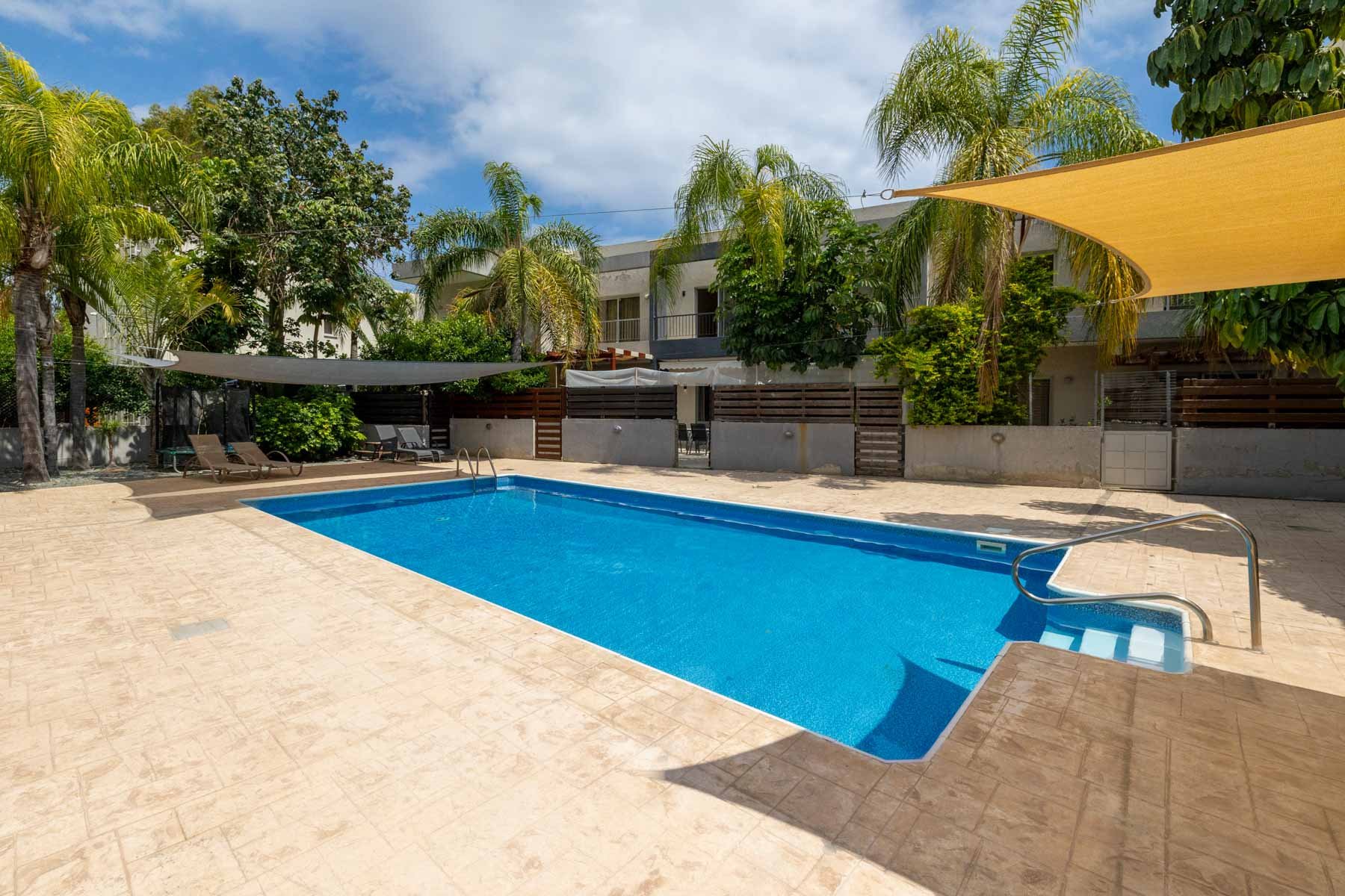  Coastal Living in Germasogeia - Renovated 2-Bedroom Maisonette - 物件實景