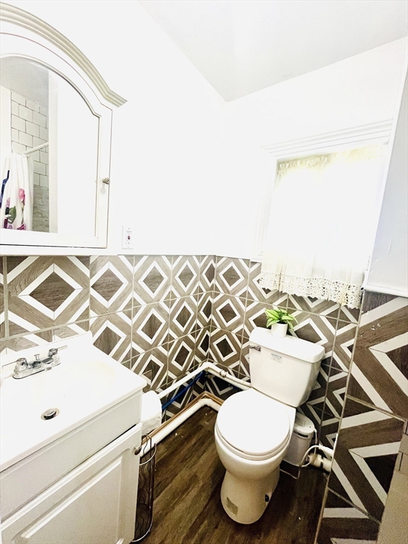 Boston, Massachusetts, 02131, United States, 4 Bedrooms Bedrooms, ,3 BathroomsBathrooms,Residential,For Sale,1927769