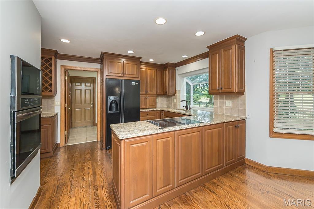 Chesterfield, Missouri, 63017, United States, 4 Bedrooms Bedrooms, ,4 BathroomsBathrooms,Residential,For Sale,1917696