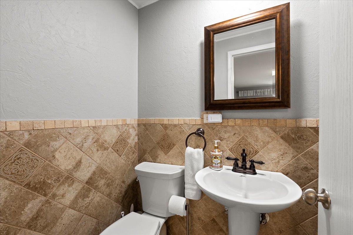 Schaumburg, Illinois, 60193, United States, 4 Bedrooms Bedrooms, ,3 BathroomsBathrooms,Residential,For Sale,1865850