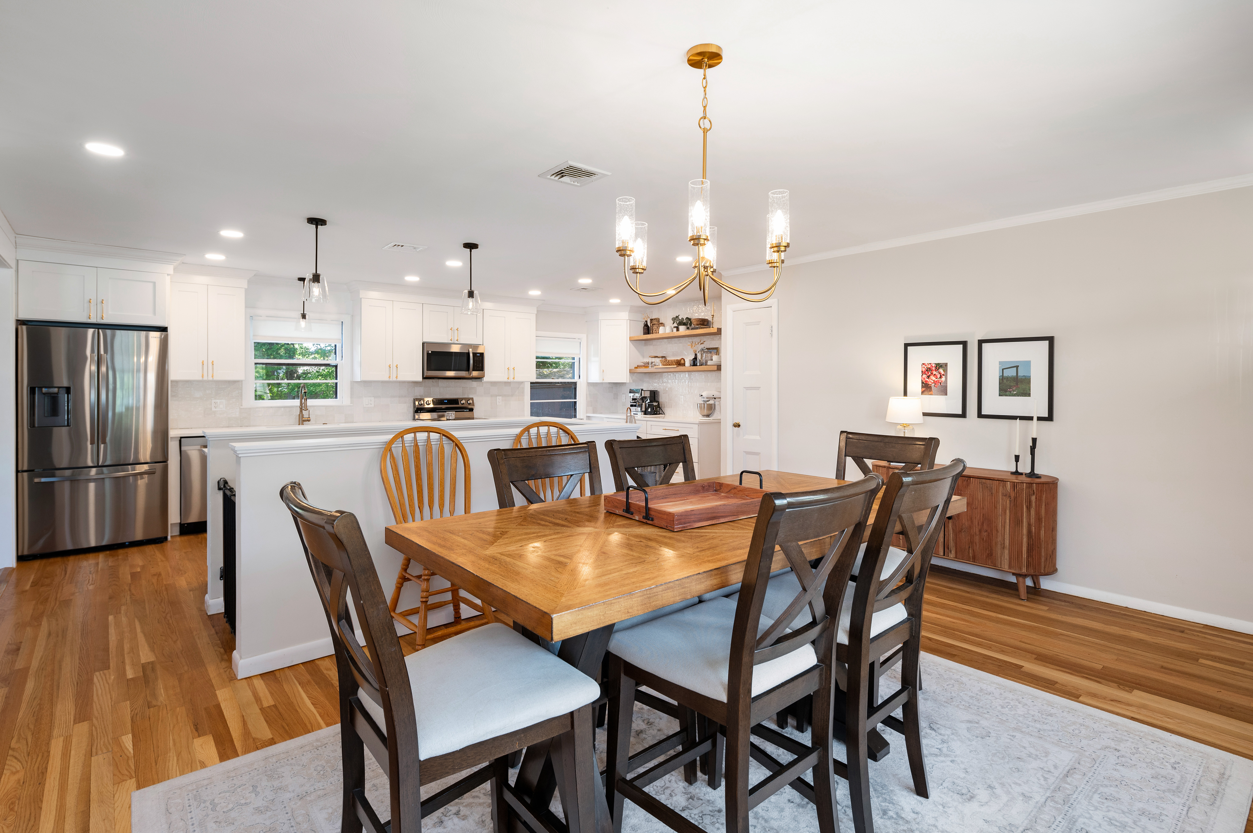  Fully modernized 3-bedroom ranch in a quiet, beautiful neighborhood. - 物件實景