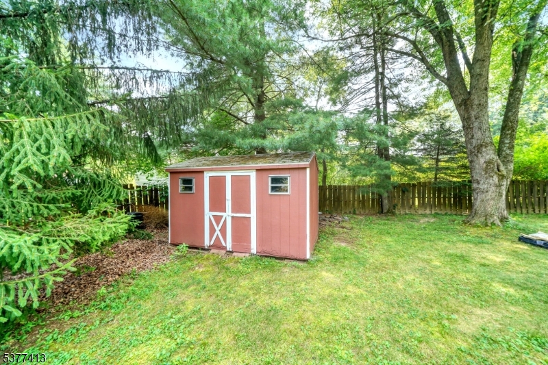 Raritan Twp., New Jersey, 08822, United States, 4 Bedrooms Bedrooms, ,3 BathroomsBathrooms,Residential,For Sale,1911305