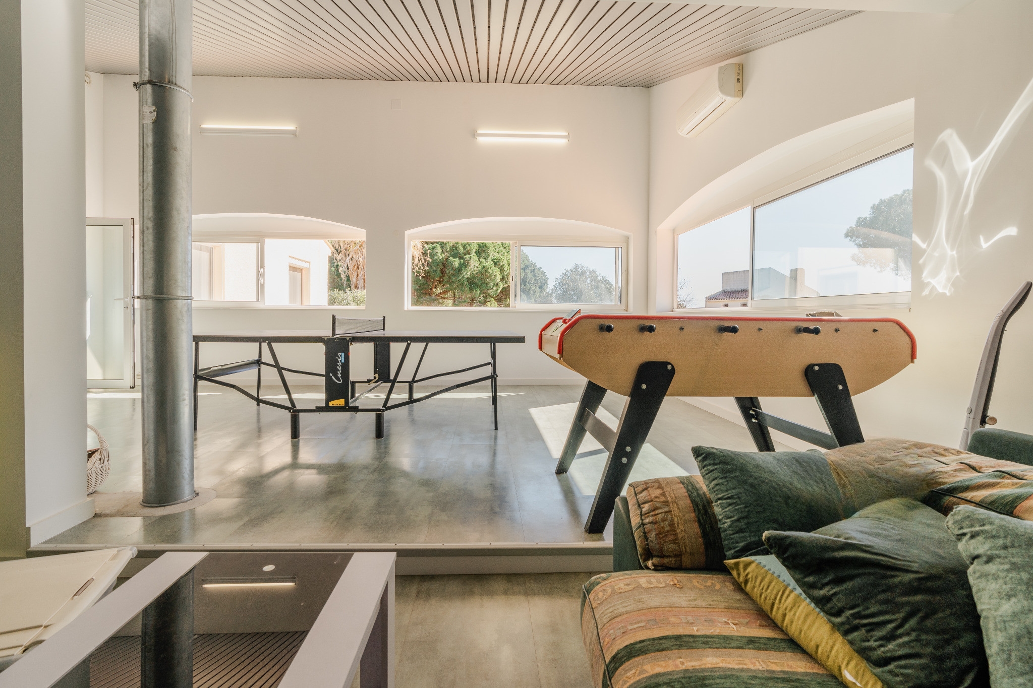  House with garden, swimming pool and garage in sought-after area - 物件實景