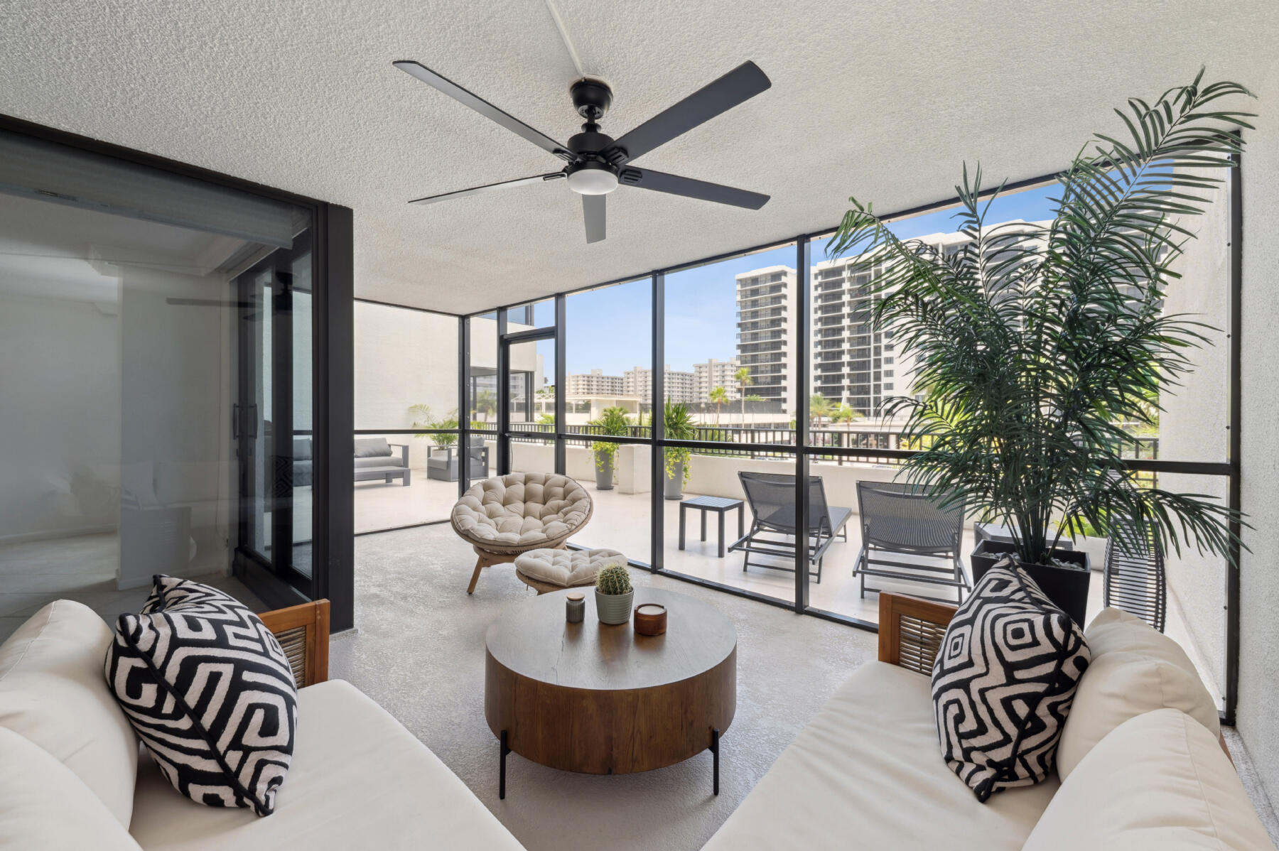 Highland Beach, Florida, 33487, United States, 2 Bedrooms Bedrooms, ,2 BathroomsBathrooms,Residential,For Sale,1912479