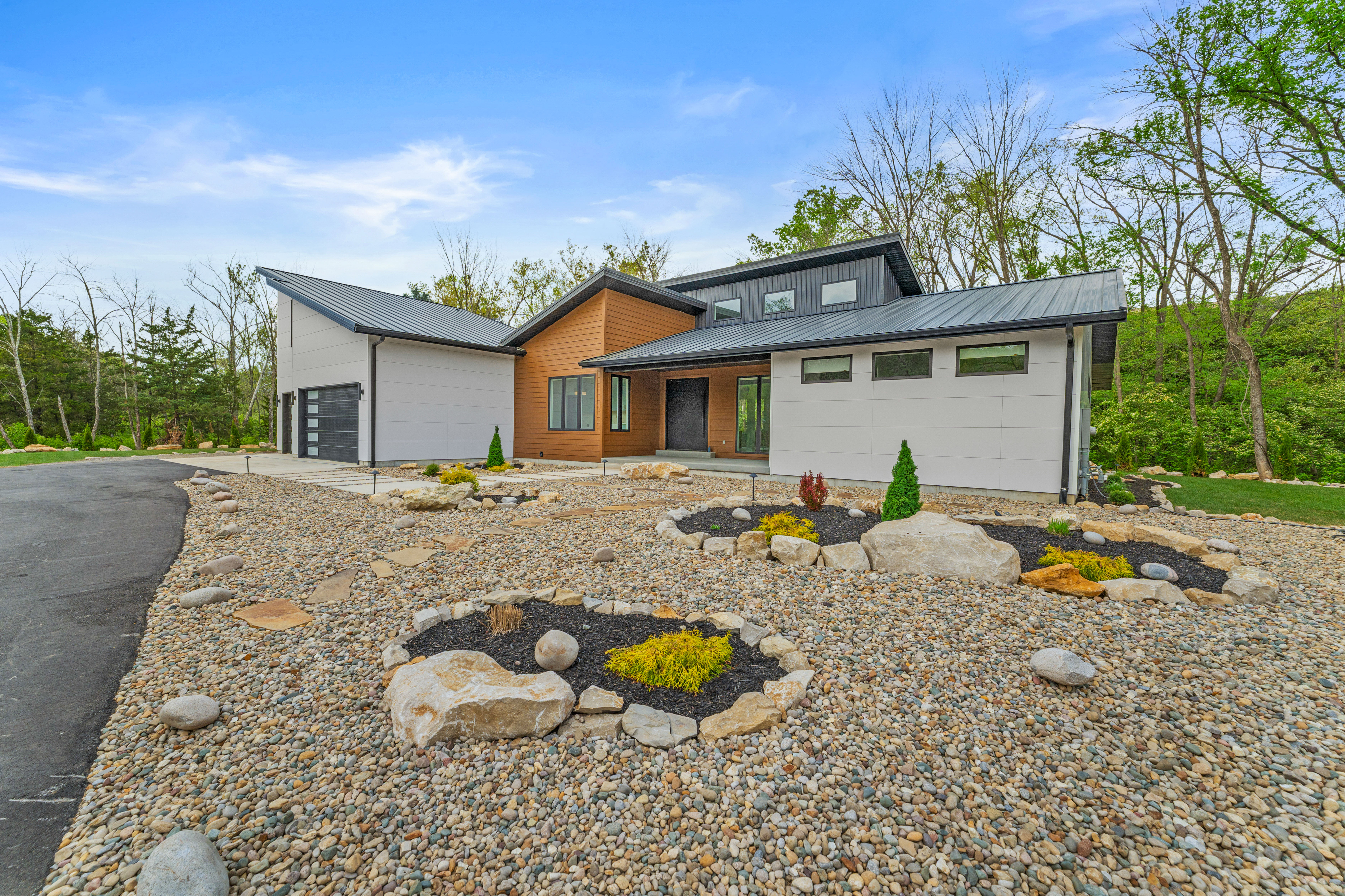  Brand-new Mid-Century Modern Masterpiece Situated on Over 4 Private Acres - 物件實景
