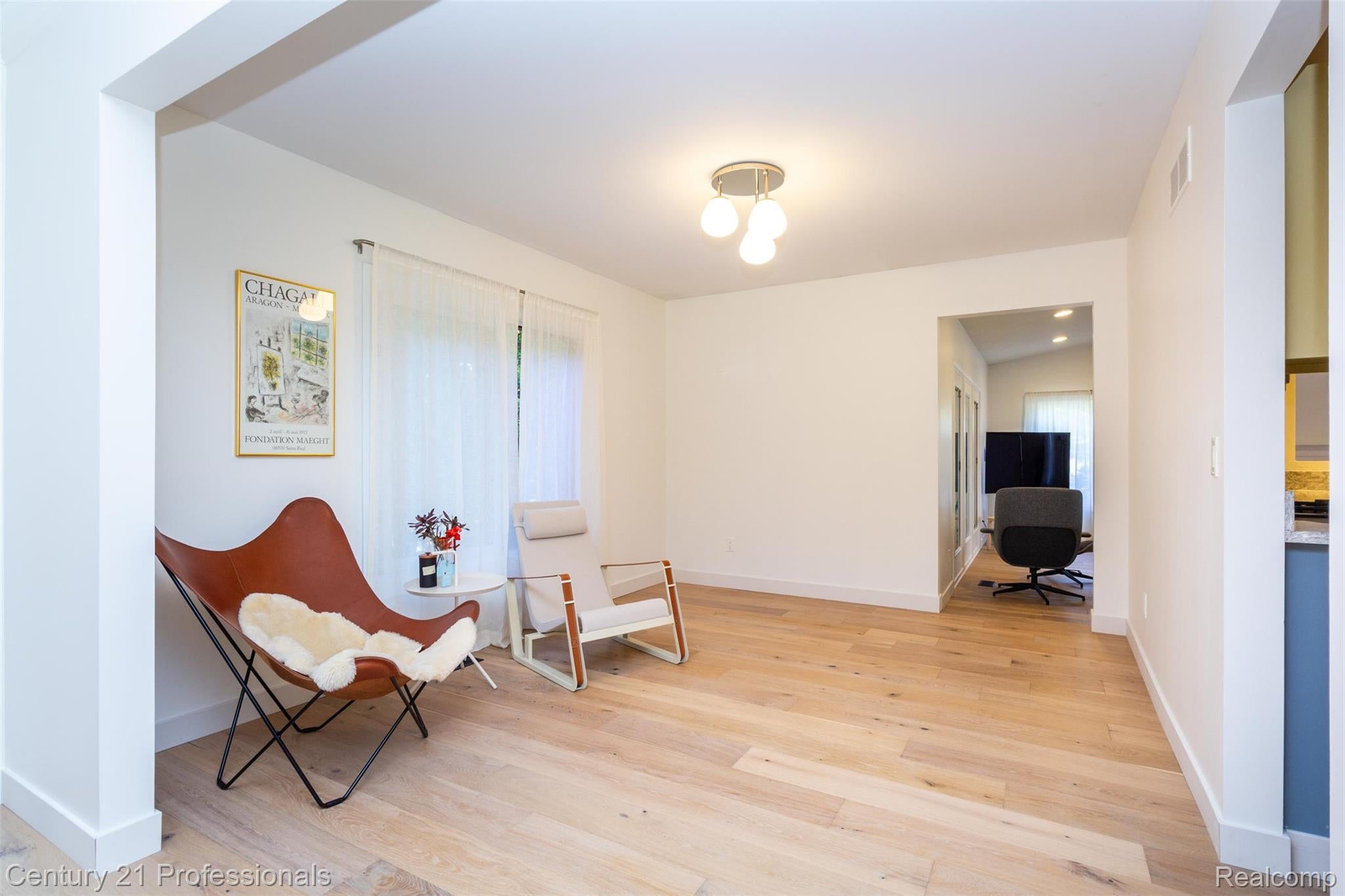 Troy, Michigan, 48084, United States, 4 Bedrooms Bedrooms, ,3 BathroomsBathrooms,Residential,For Sale,1976121