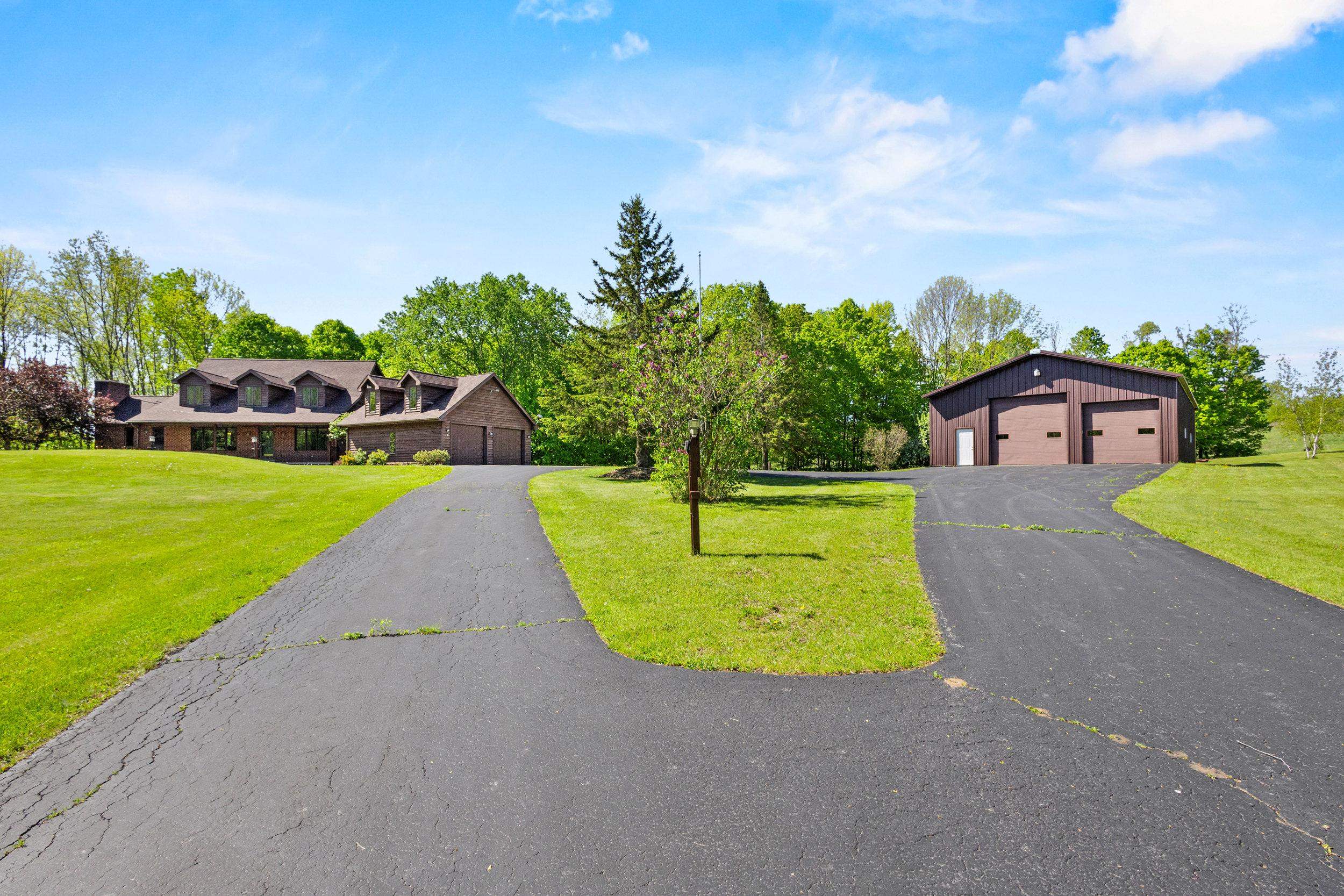 DENMARK, Wisconsin, 54208, United States, 3 Bedrooms Bedrooms, ,3 BathroomsBathrooms,Residential,For Sale,1911409