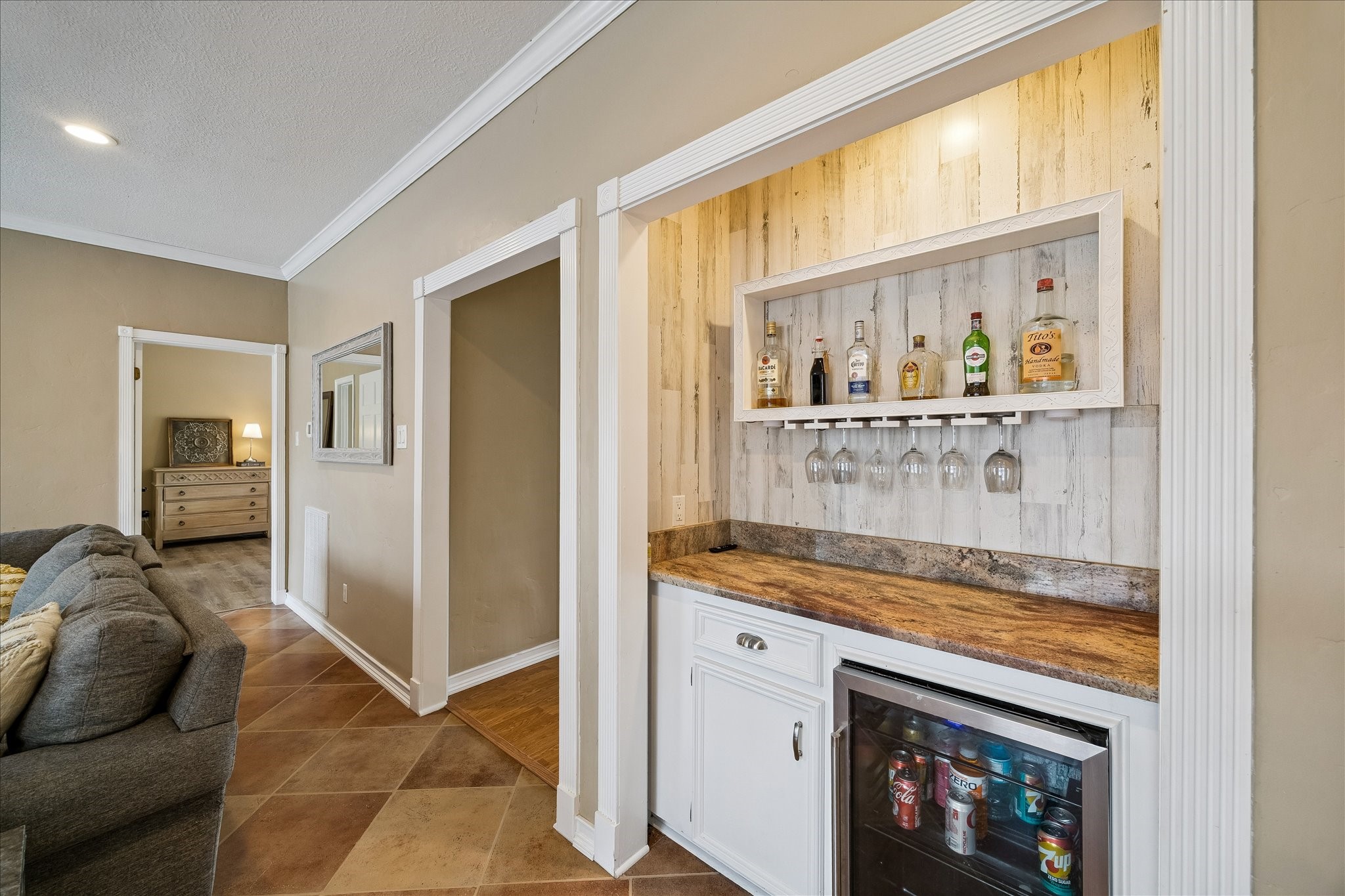  2919 Forest Garden Drive - 物件實景