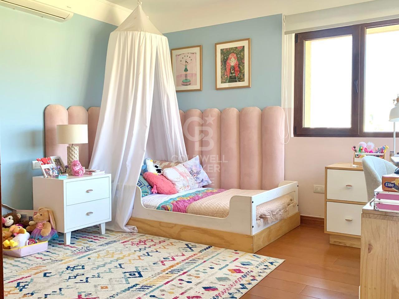 Lo Barnechea, Chile, 7 Bedrooms Bedrooms, ,5 BathroomsBathrooms,Residential,For Sale,1955589