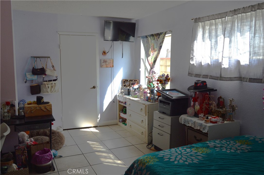 Pacoima, California, 91331, United States, 3 Bedrooms Bedrooms, ,2 BathroomsBathrooms,Residential,For Sale,1935822