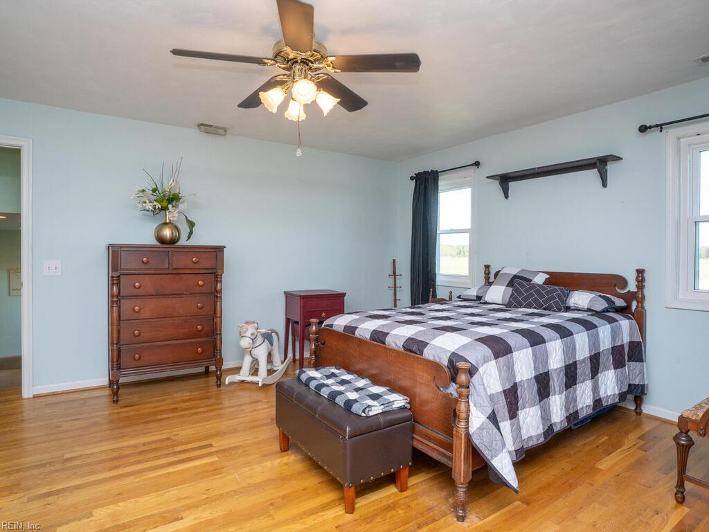 Virginia Beach Va, Virginia, 23457, United States, 4 Bedrooms Bedrooms, ,3 BathroomsBathrooms,Residential,For Sale,1989088