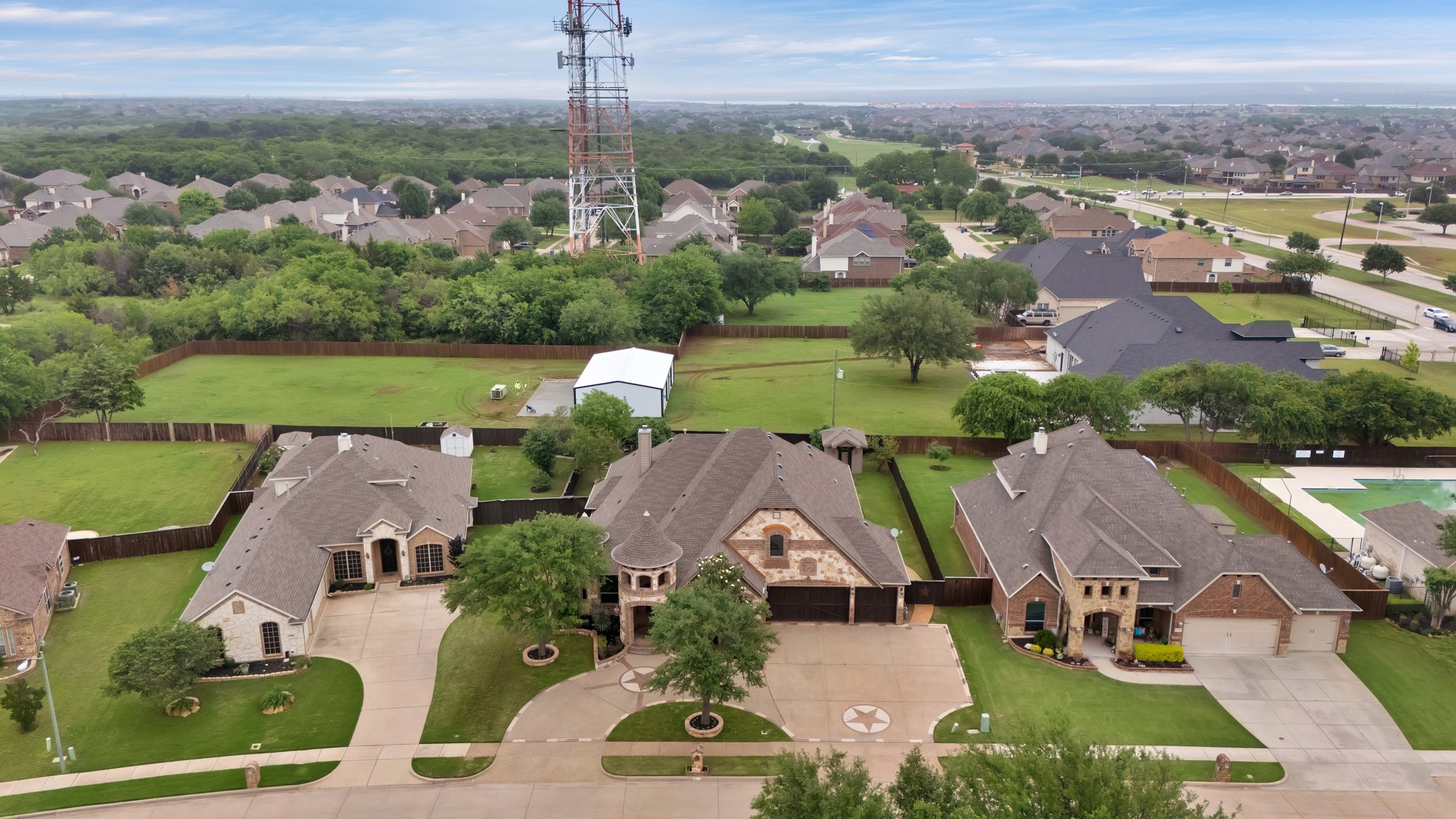 Mansfield, Texas, 76063, United States, 5 Bedrooms Bedrooms, ,5 BathroomsBathrooms,Residential,For Sale,1796537