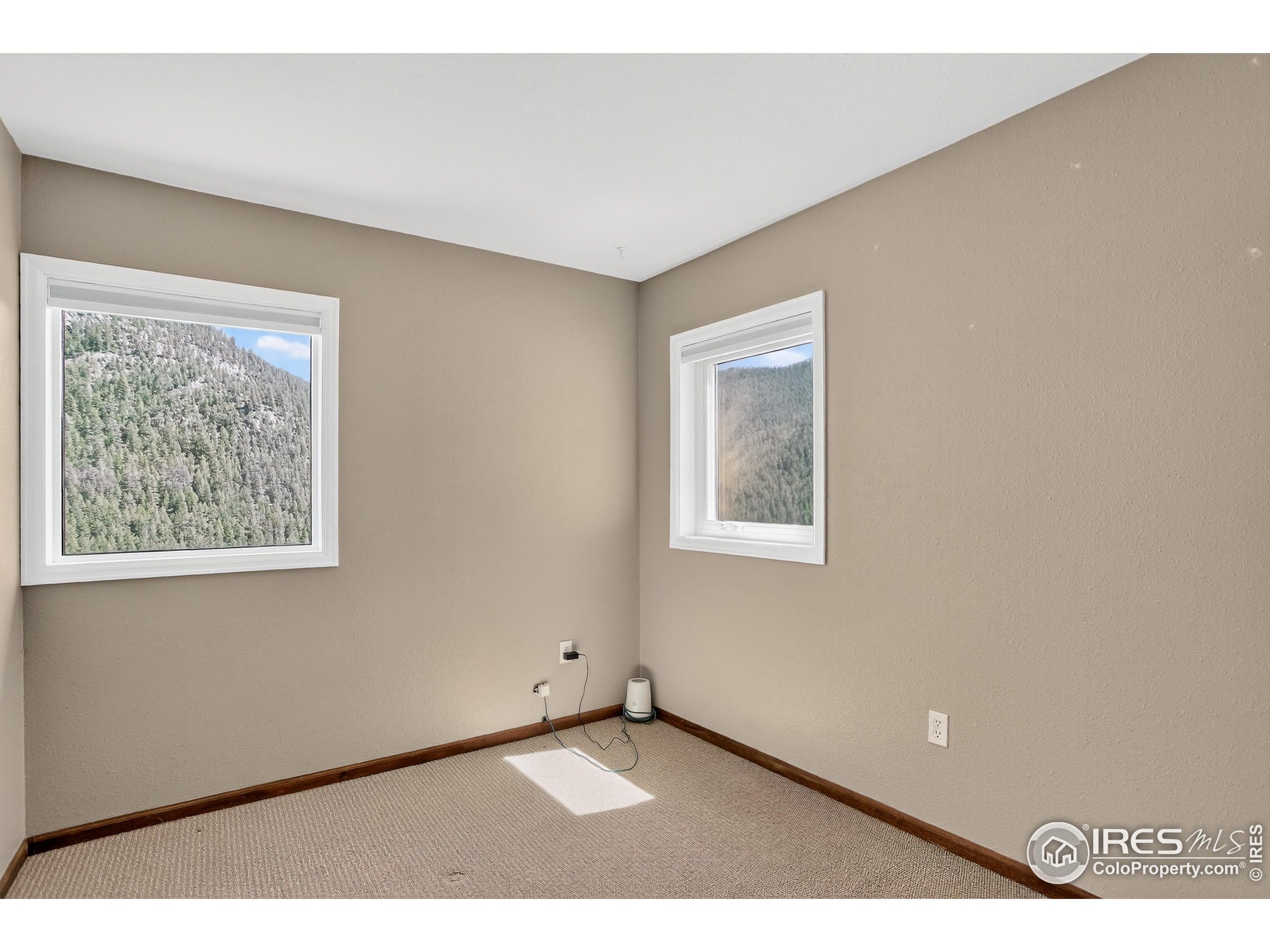 Jamestown, Colorado, 80455, United States, 3 Bedrooms Bedrooms, ,1 BathroomBathrooms,Residential,For Sale,1866377