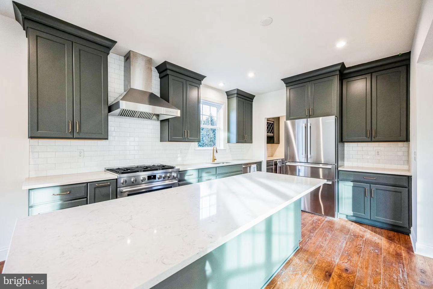 Trenton, New Jersey, 08618, United States, 4 Bedrooms Bedrooms, ,3 BathroomsBathrooms,Residential,For Sale,1779630