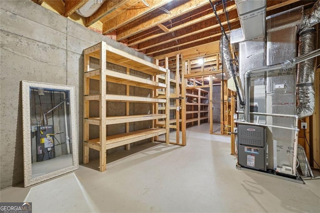 Kennesaw, Georgia, 30152, United States, 5 Bedrooms Bedrooms, ,3 BathroomsBathrooms,Residential,For Sale,1988783