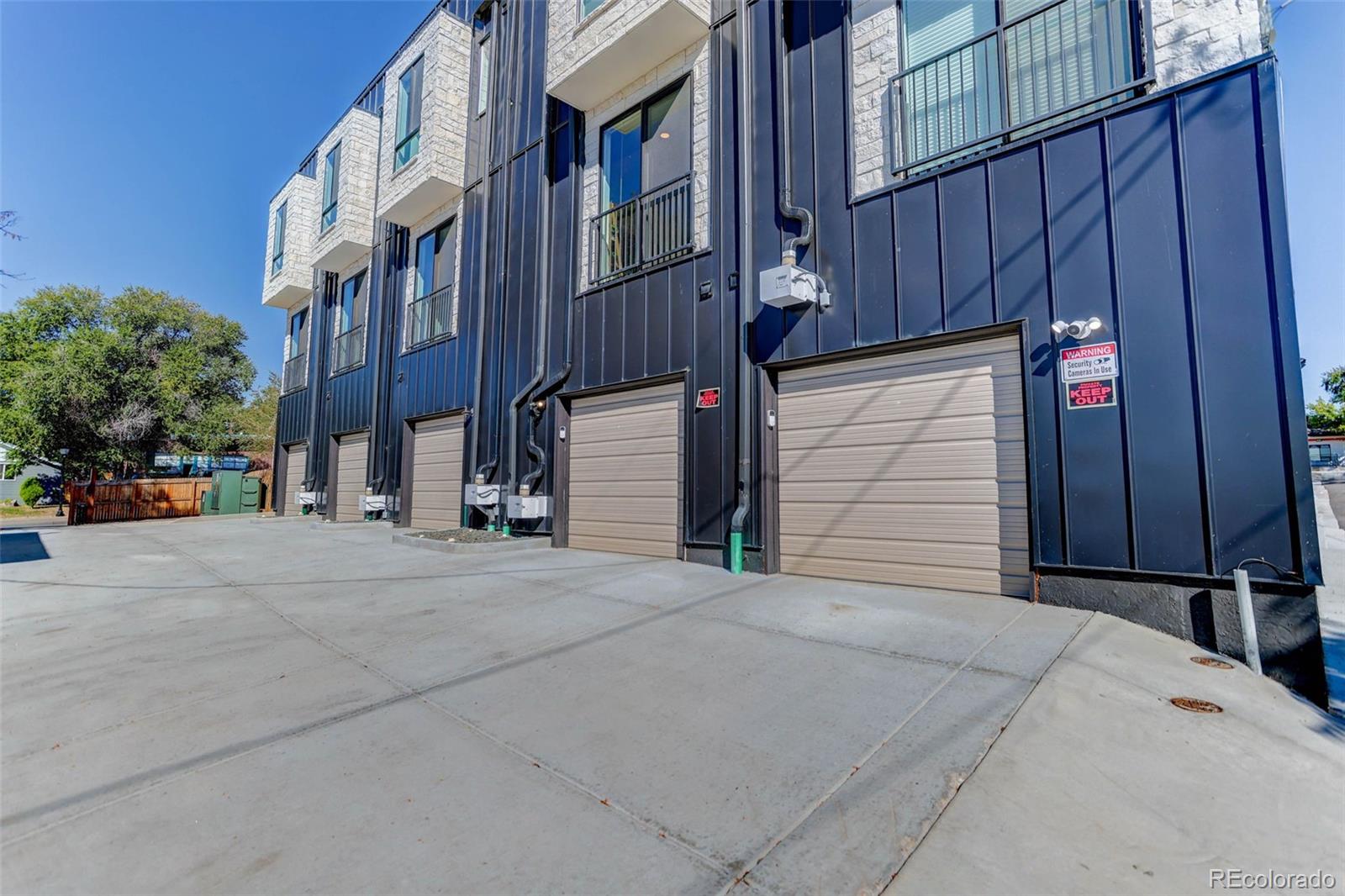 Denver, Colorado, 80212, United States, 2 Bedrooms Bedrooms, ,2 BathroomsBathrooms,Residential,For Sale,1951610