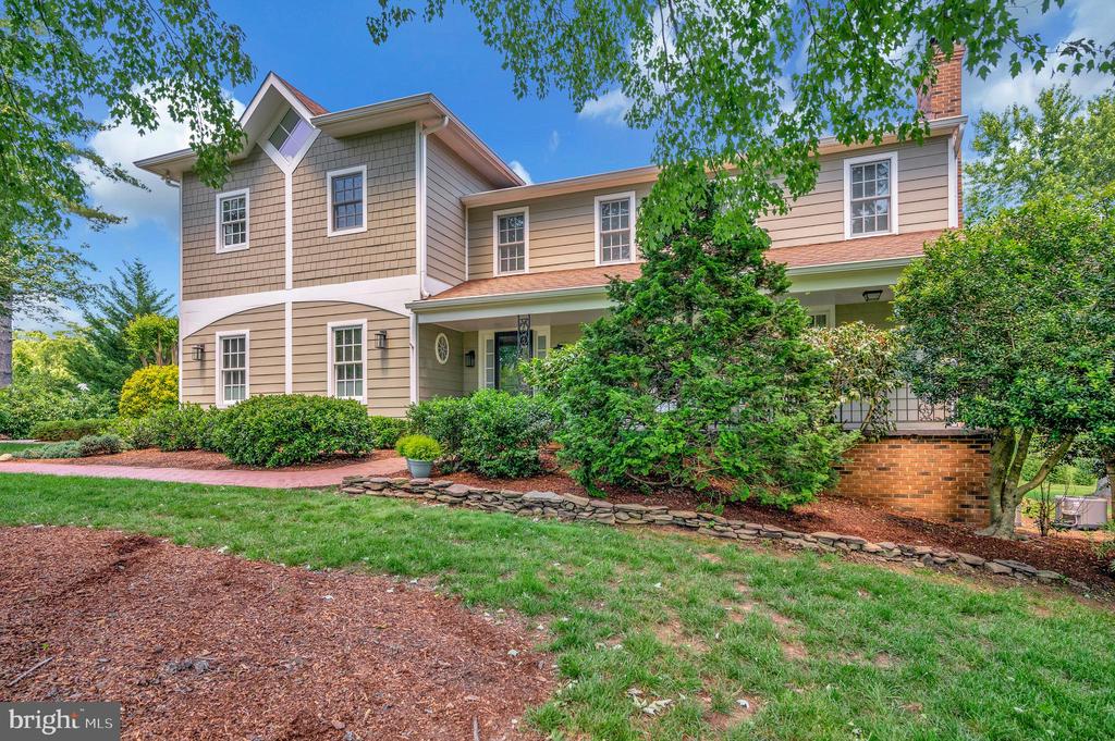 Fredericksburg, Virginia, 22405, United States, 5 Bedrooms Bedrooms, ,5 BathroomsBathrooms,Residential,For Sale,1825163