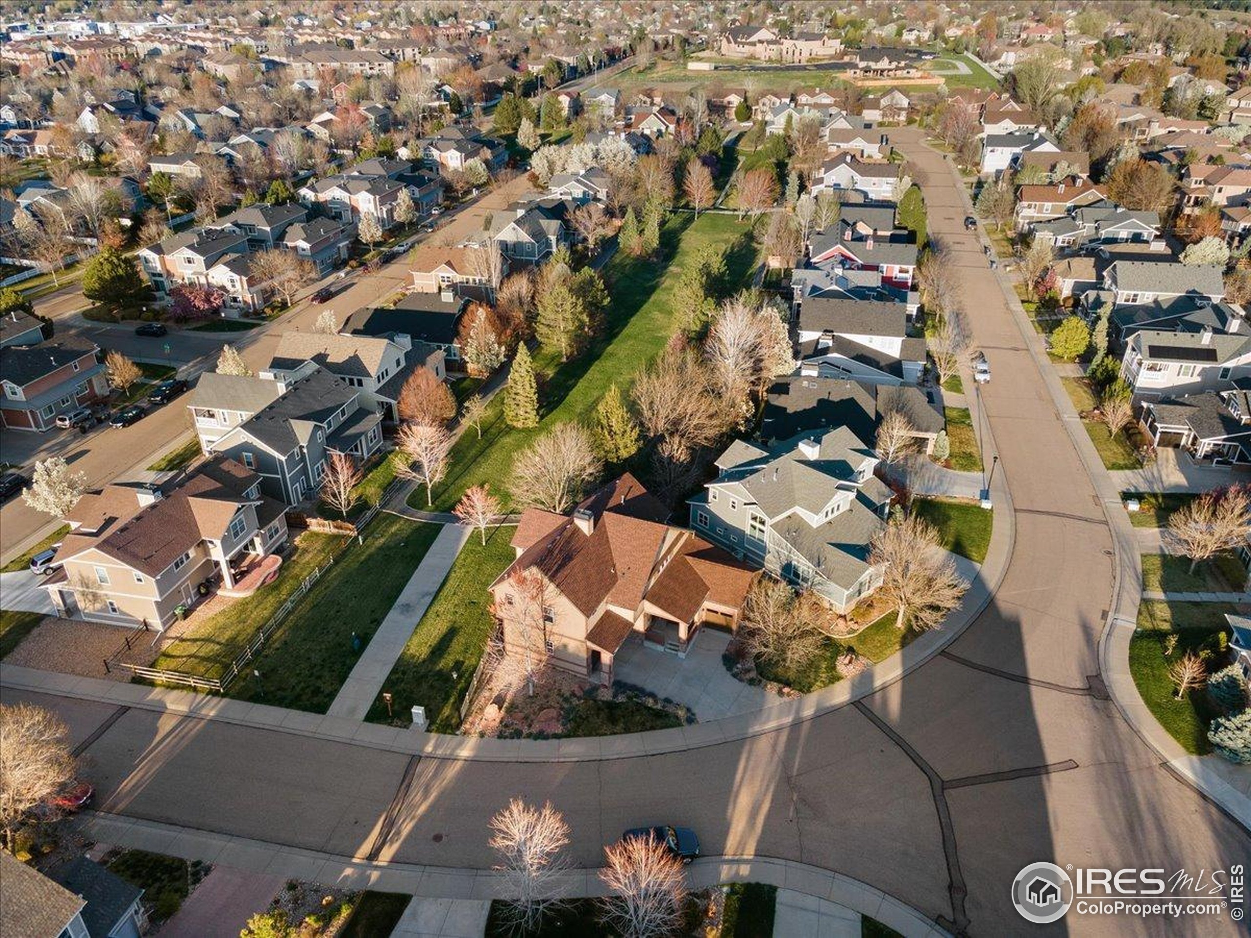 Longmont, Colorado, 80503, United States, 4 Bedrooms Bedrooms, ,3 BathroomsBathrooms,Residential,For Sale,1910378