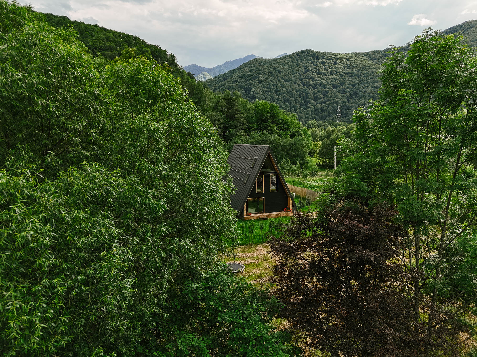  A Home Between River, Forest and Sky in the Heart of the Lotru Mountains - 物件實景