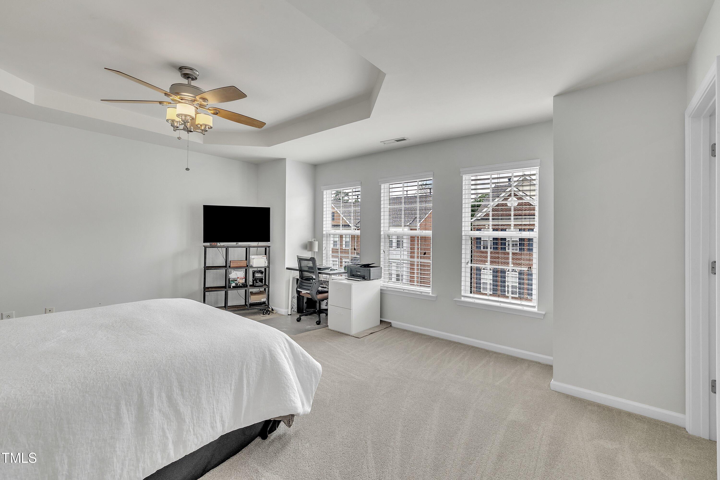 Raleigh, North Carolina, 27612, United States, 3 Bedrooms Bedrooms, ,4 BathroomsBathrooms,Residential,For Sale,1932612