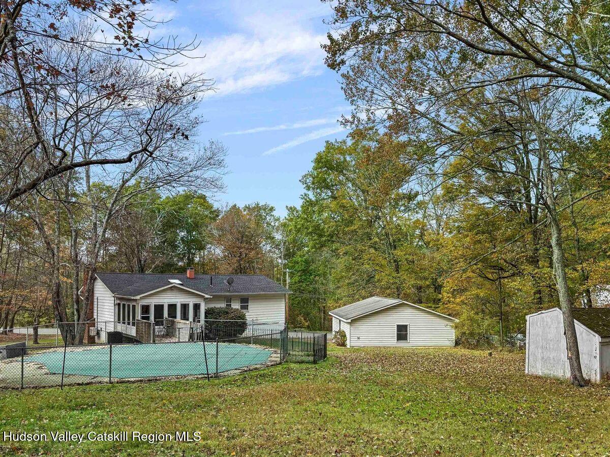 Gardiner, New York, 12525, United States, 3 Bedrooms Bedrooms, ,2 BathroomsBathrooms,Residential,For Sale,1968817