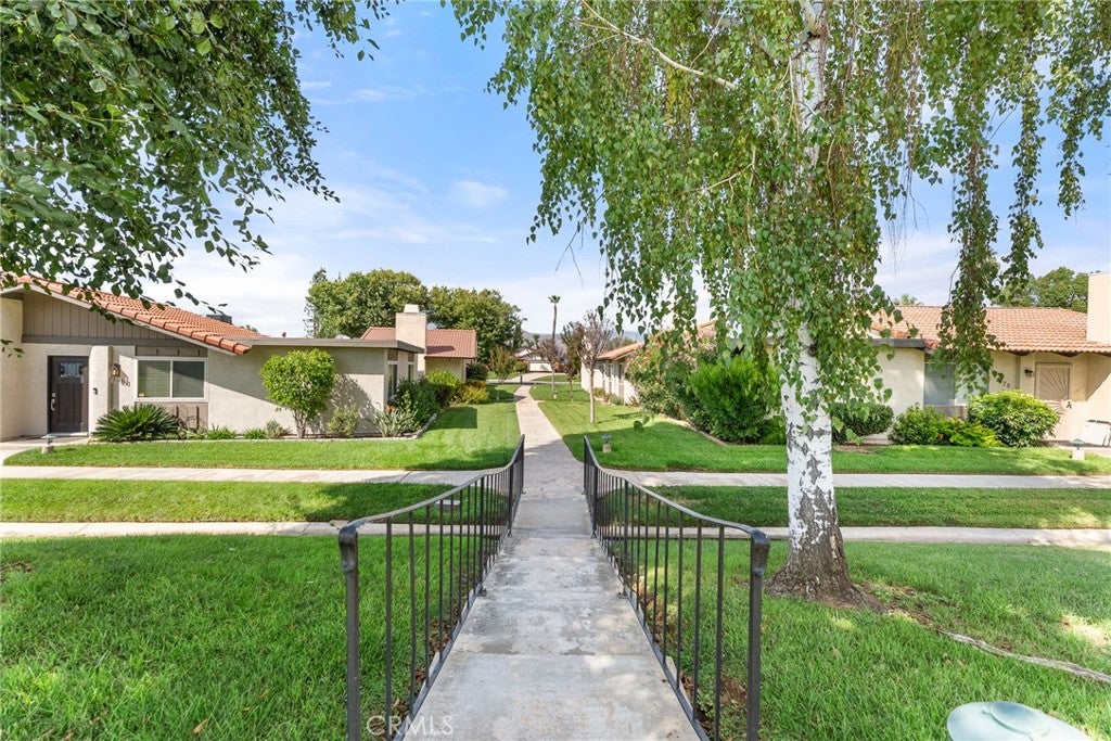 Redlands, California, 92374, United States, 3 Bedrooms Bedrooms, ,2 BathroomsBathrooms,Residential,For Sale,1980103