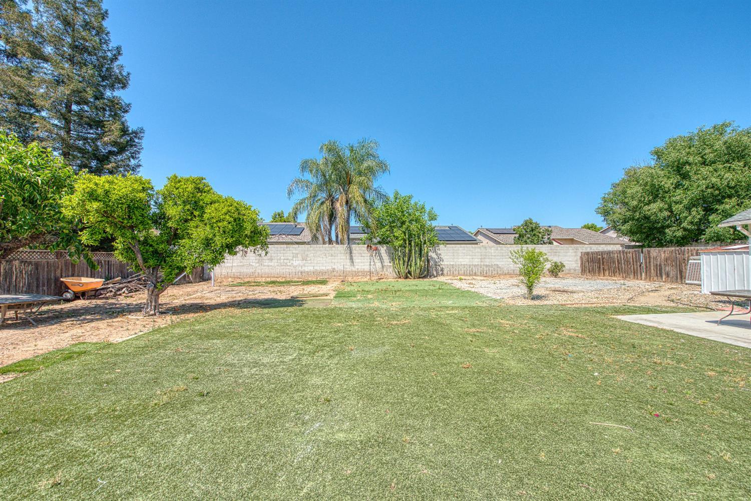 Fresno, California, 93722, United States, 3 Bedrooms Bedrooms, ,2 BathroomsBathrooms,Residential,For Sale,2039755