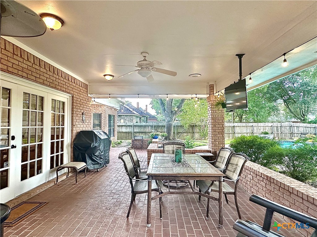 Victoria, Texas, 77904, United States, 4 Bedrooms Bedrooms, ,4 BathroomsBathrooms,Residential,For Sale,1989568