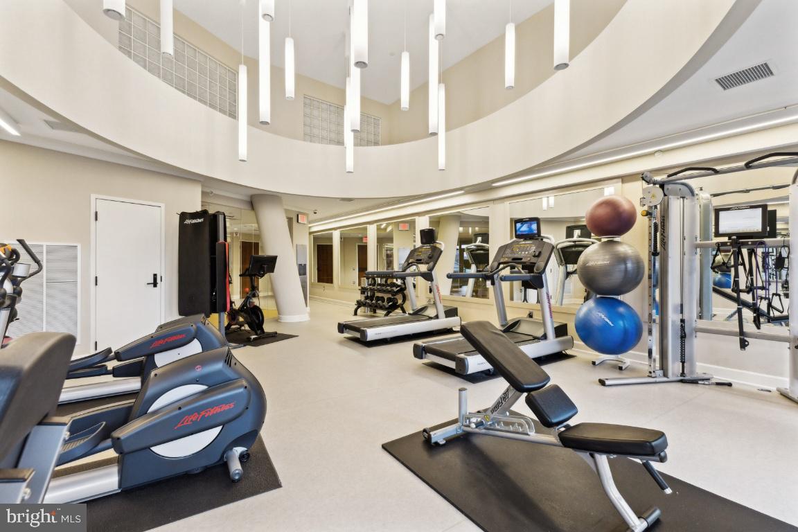 Bethesda, Maryland, 20815, United States, 2 Bedrooms Bedrooms, ,Residential,For Sale,1920331
