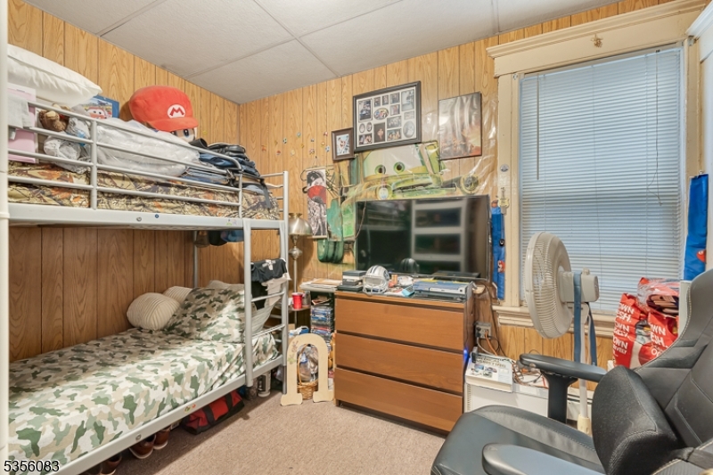 Paterson City, New Jersey, 07522, United States, 8 Bedrooms Bedrooms, ,3 BathroomsBathrooms,Residential,For Sale,1805304