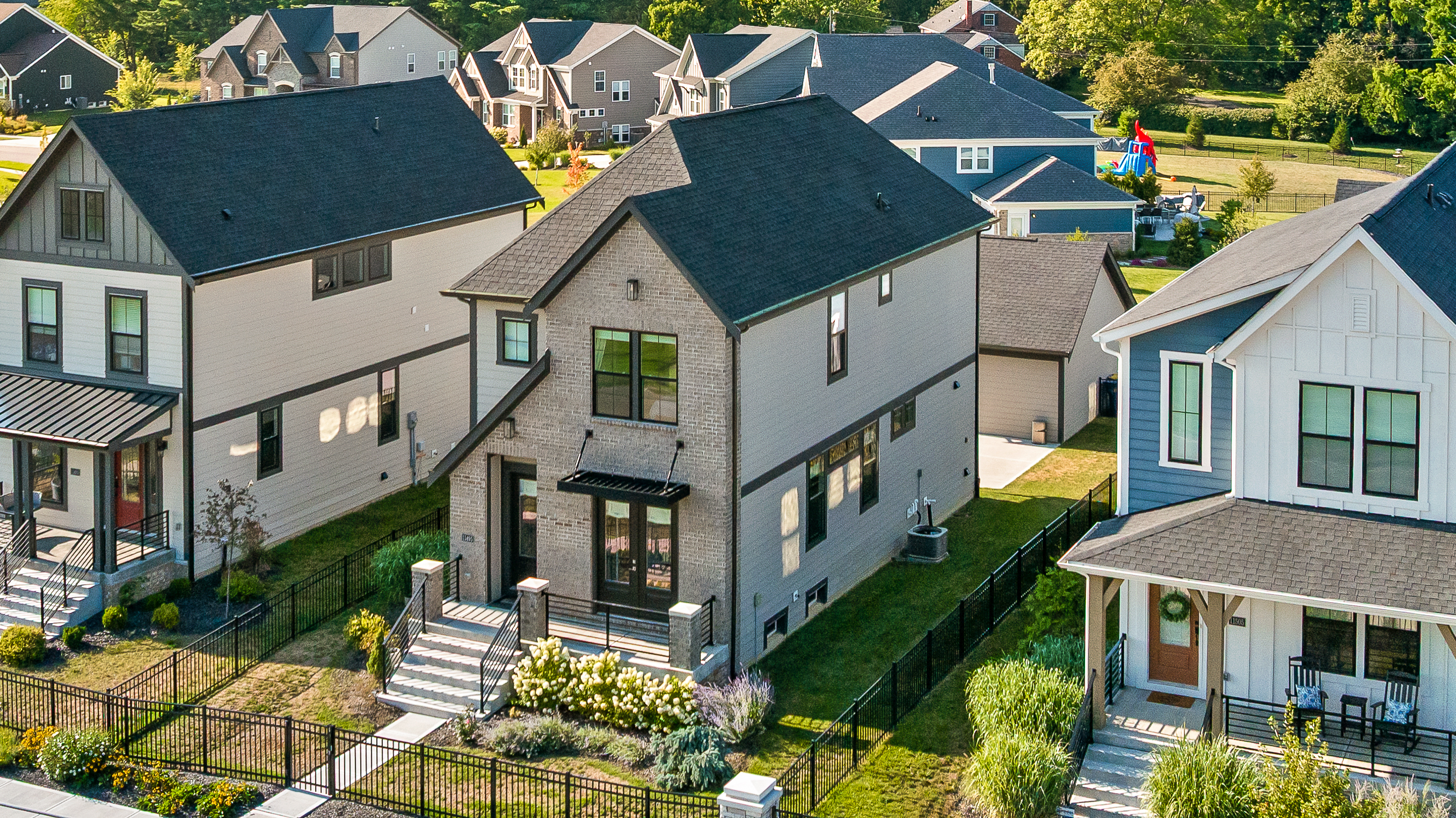  Classic Zionsville 4 Bedroom  Home Filled with Natural Light - 物件實景