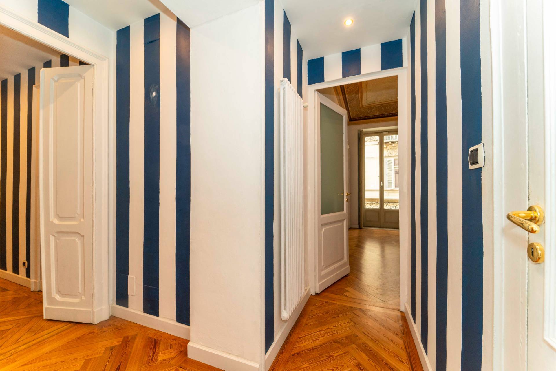 Torino, Torino, 10100, IT, 3 Bedrooms Bedrooms, ,4 BathroomsBathrooms,Residential,For Sale,1989307