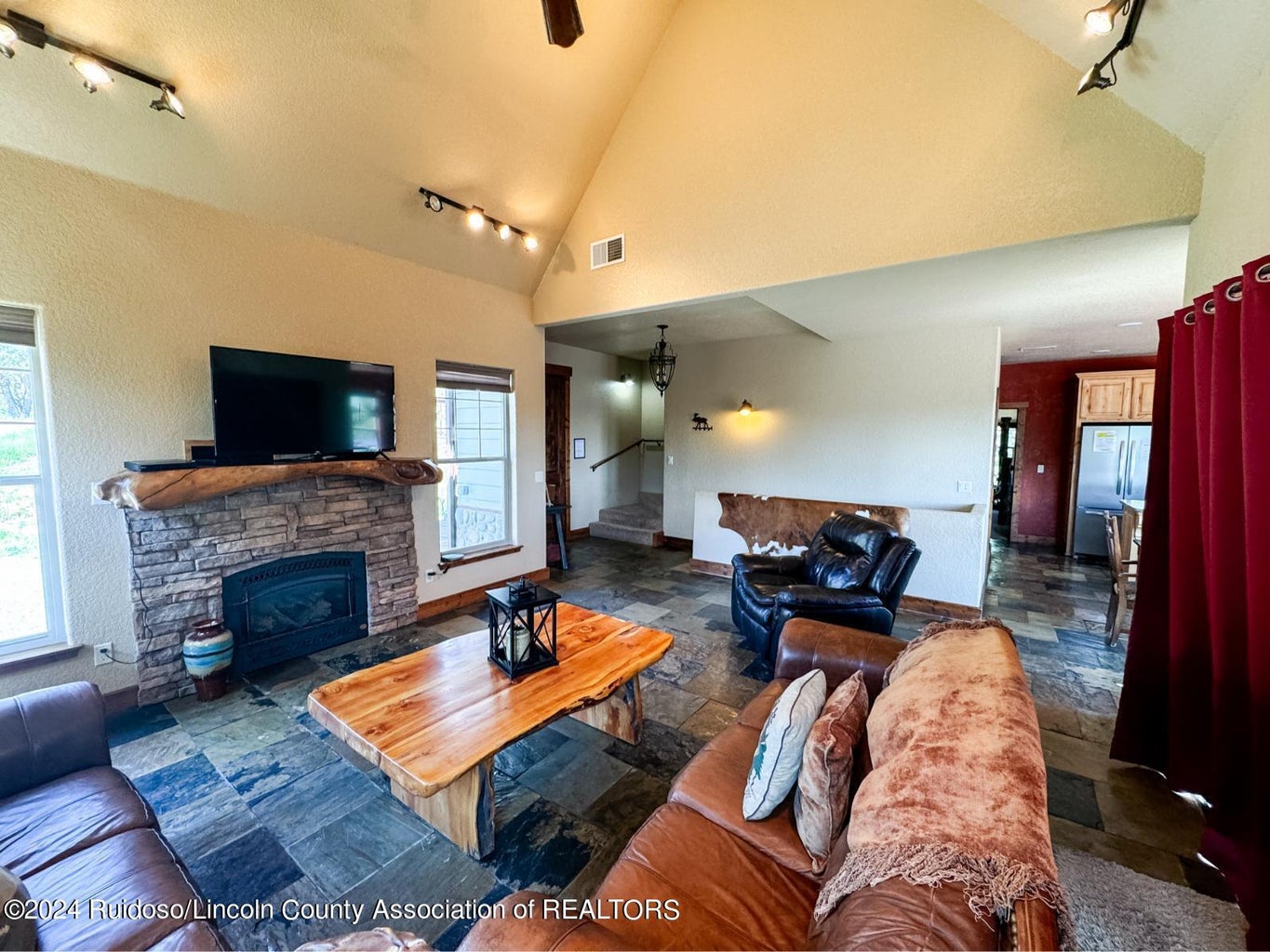 105 Abbey Place, Ruidoso, New Mexico, 88345, United States, 4 Bedrooms Bedrooms, ,5 BathroomsBathrooms,Residential,For Sale,105 Abbey Place,1628015