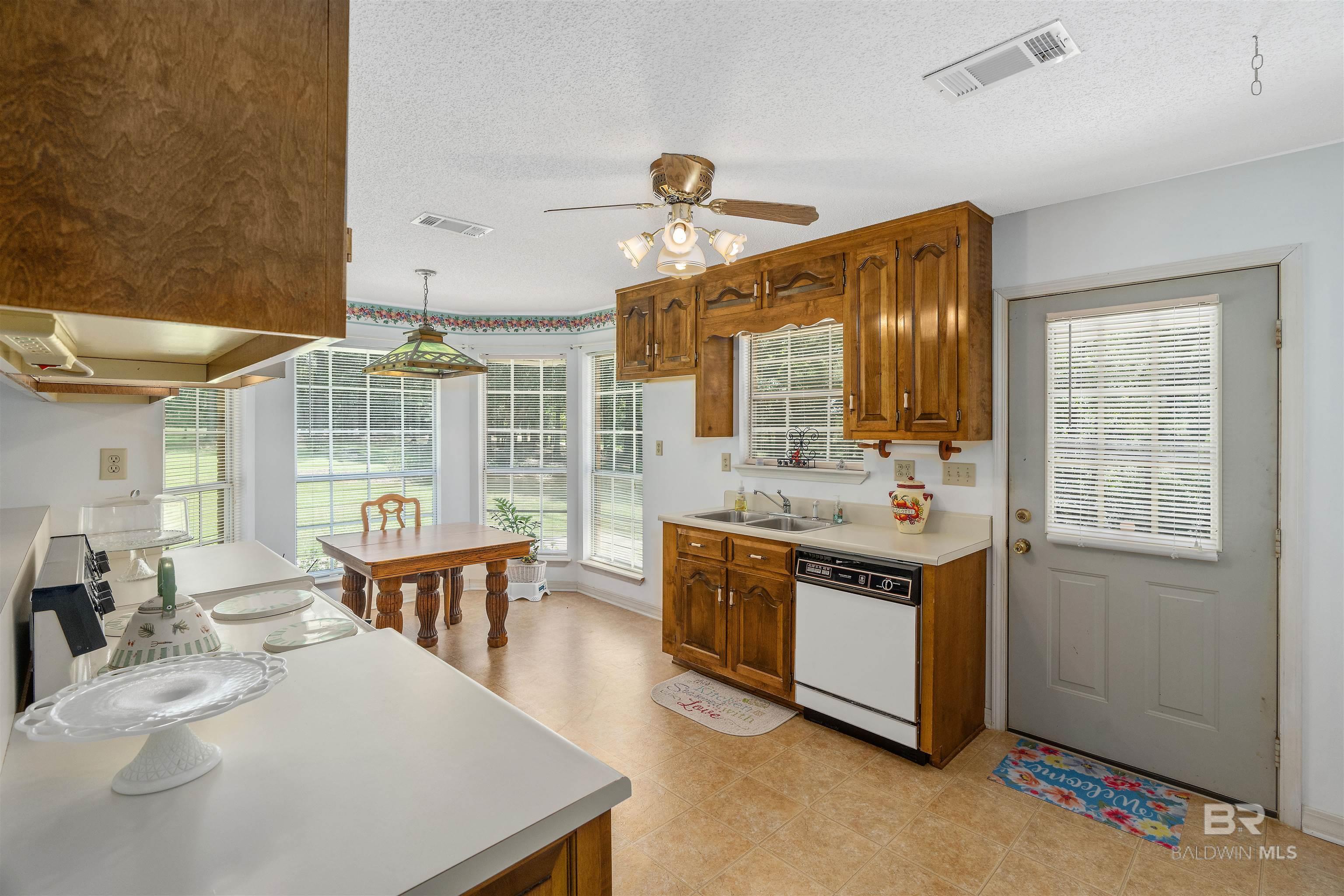 Bay Minette, Alabama, 36507, United States, 4 Bedrooms Bedrooms, ,4 BathroomsBathrooms,Residential,For Sale,1917699