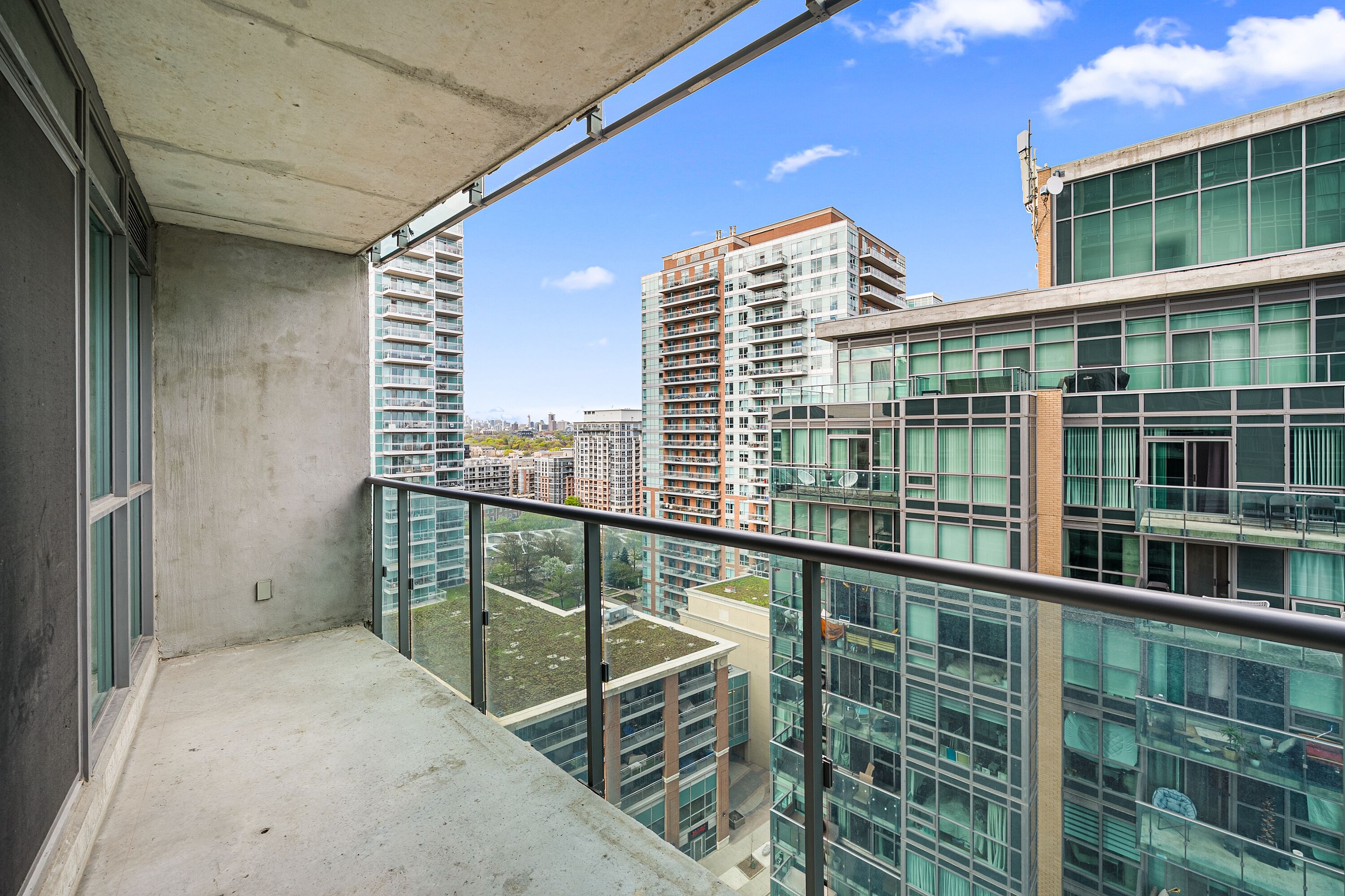  Toronto, Greater Toronto Area - 物件實景