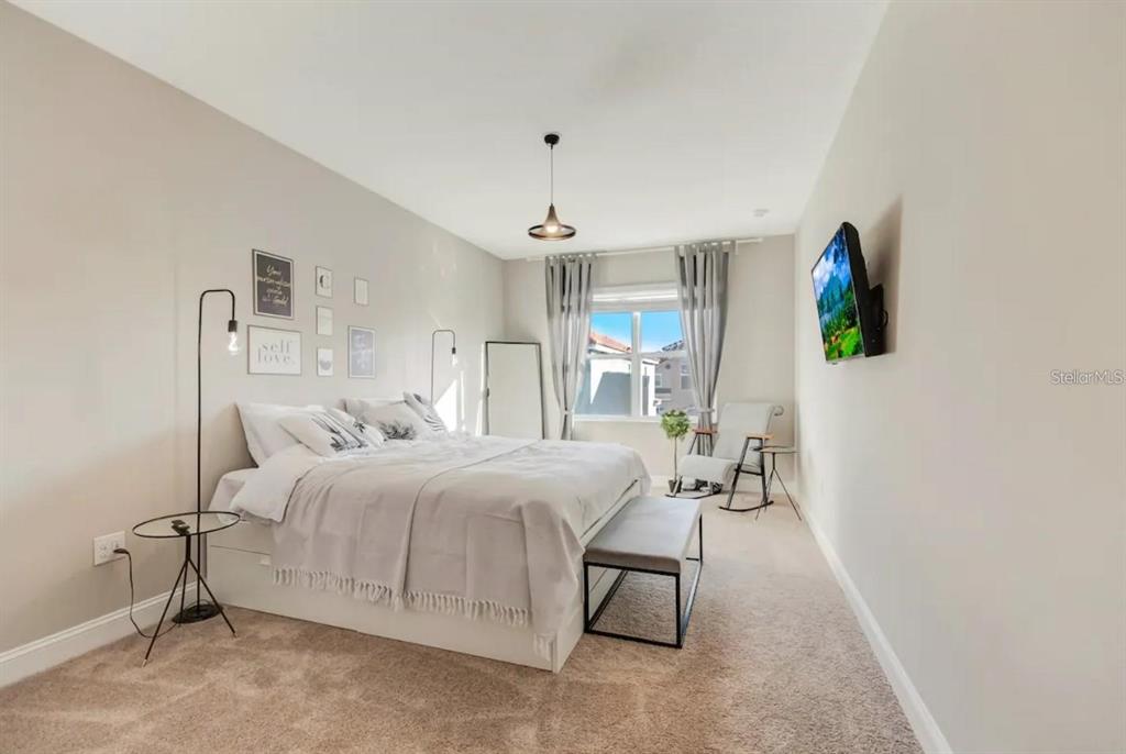 Kissimmee, Florida, 34746, United States, 9 Bedrooms Bedrooms, ,7 BathroomsBathrooms,Residential,For Sale,1917209