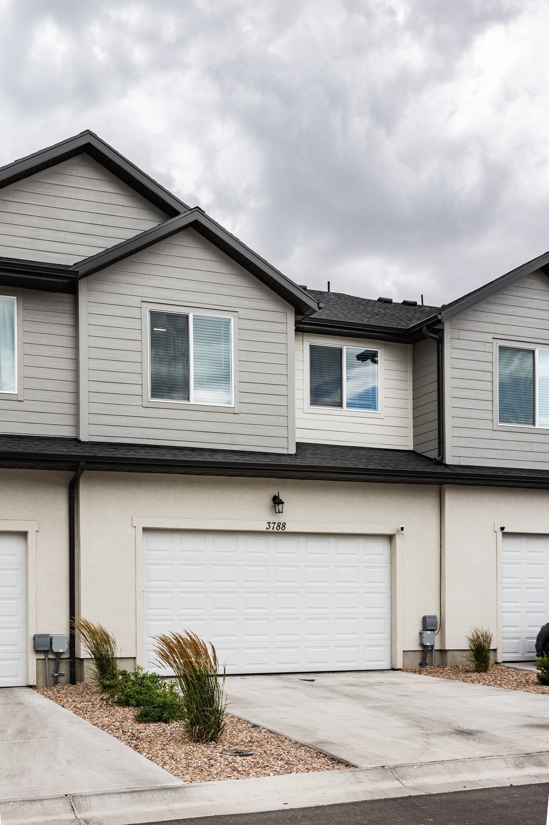  Beautifully Upgraded Townhome - 物件實景