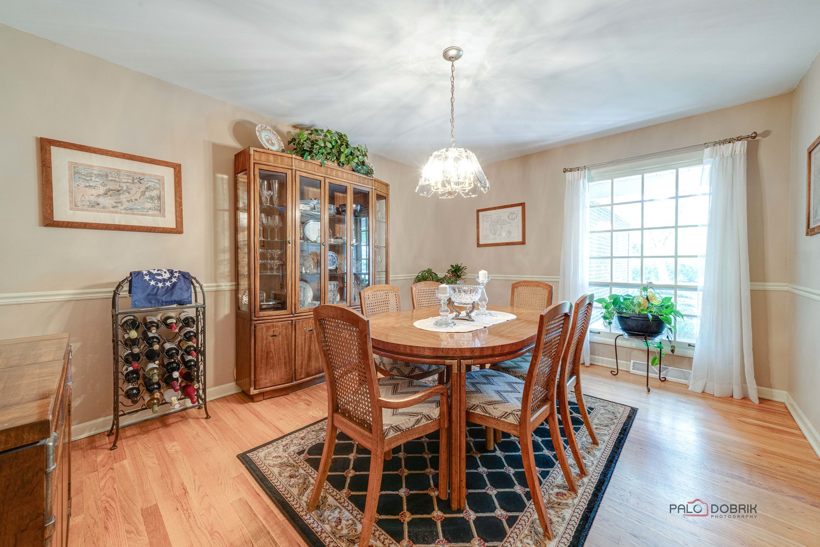 Arlington Heights, Illinois, 60005, United States, 4 Bedrooms Bedrooms, ,3 BathroomsBathrooms,Residential,For Sale,1919635