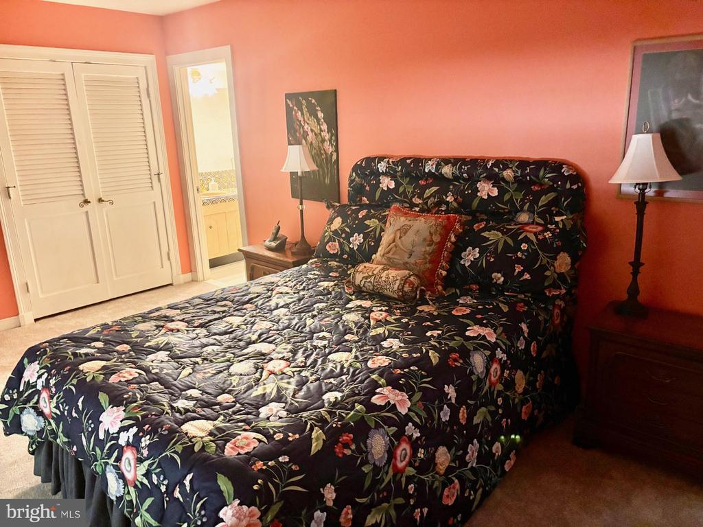 Fredericksburg, Virginia, 22401, United States, 4 Bedrooms Bedrooms, ,4 BathroomsBathrooms,Residential,For Sale,1917232