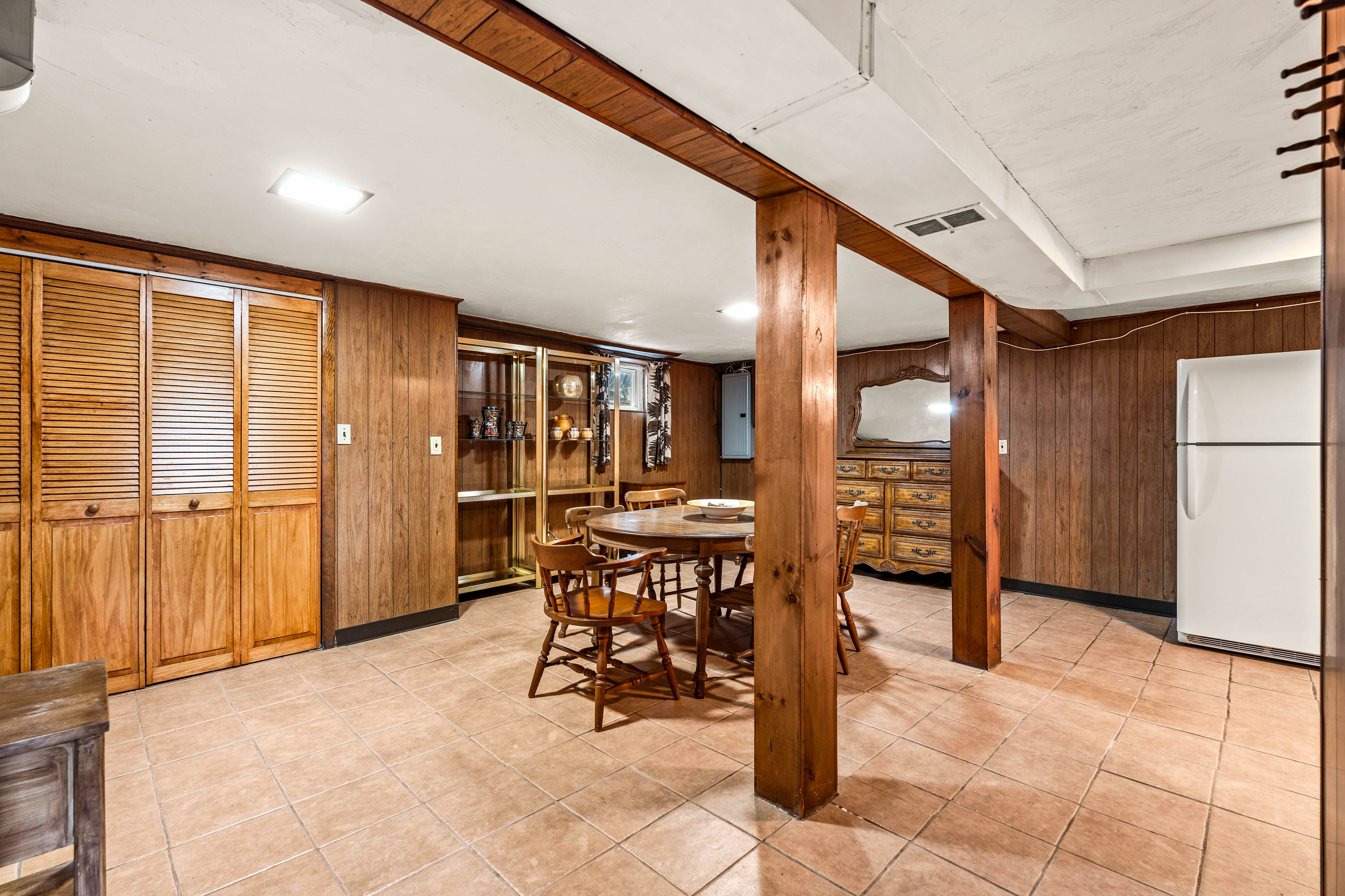  11 Arnold Road, Peabody, MA, 01960 - 物件實景