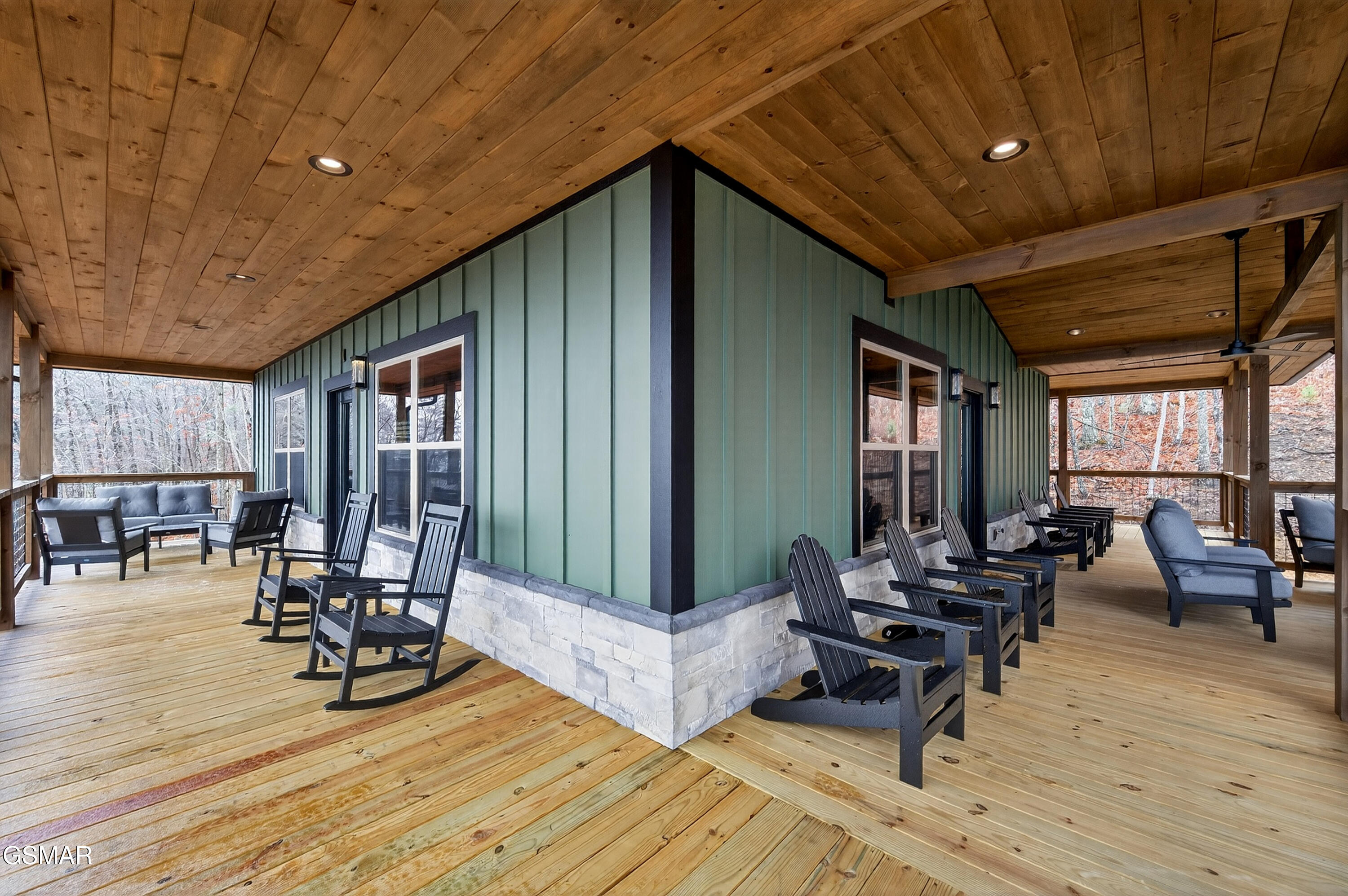 Sevierville, Tennessee, 37876, United States, 3 Bedrooms Bedrooms, ,5 BathroomsBathrooms,Residential,For Sale,1977074