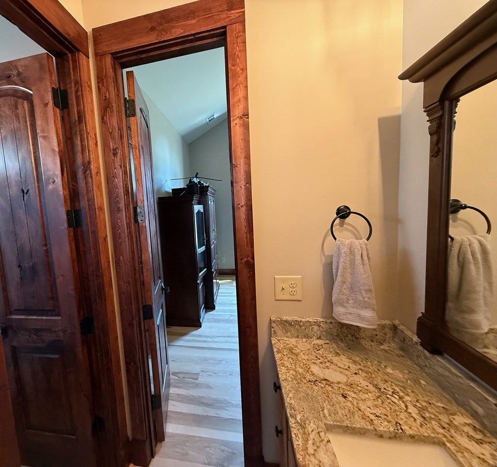 Young Harris, Georgia, 30582, United States, 3 Bedrooms Bedrooms, ,3 BathroomsBathrooms,Residential,For Sale,2013393