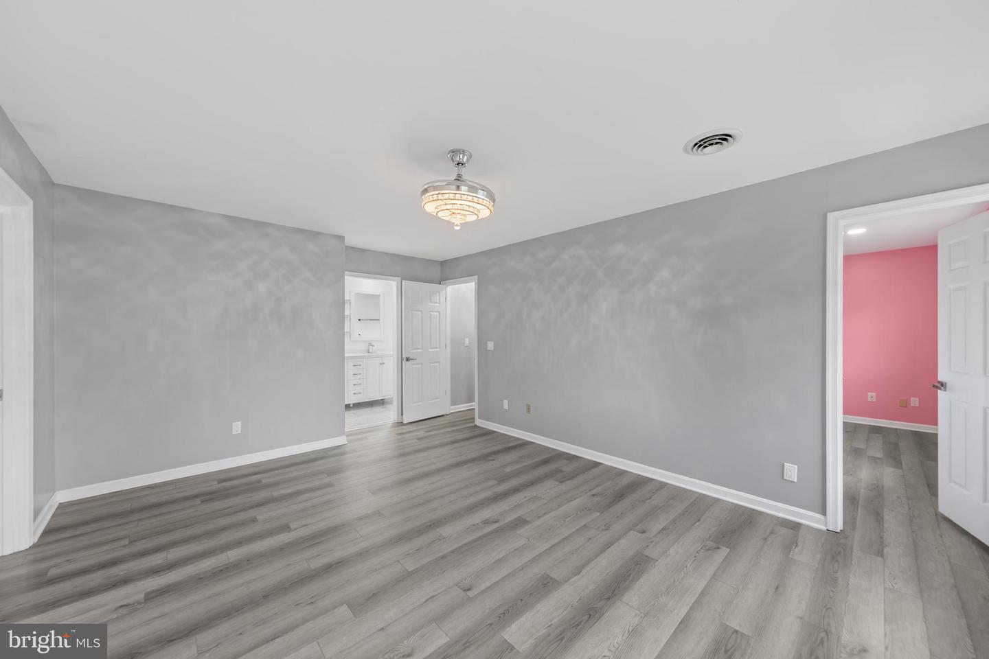 Salisbury, Maryland, 21801, United States, 5 Bedrooms Bedrooms, ,3 BathroomsBathrooms,Residential,For Sale,1777423