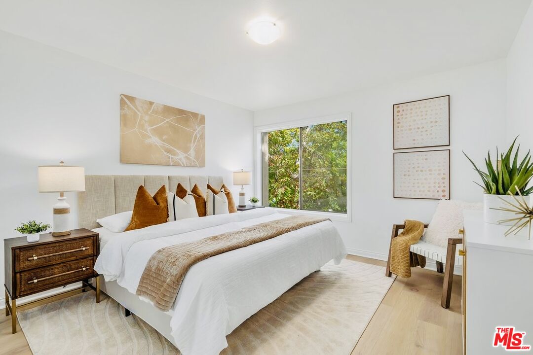 Culver City, California, 90230, United States, 2 Bedrooms Bedrooms, ,2 BathroomsBathrooms,Residential,For Sale,1934689