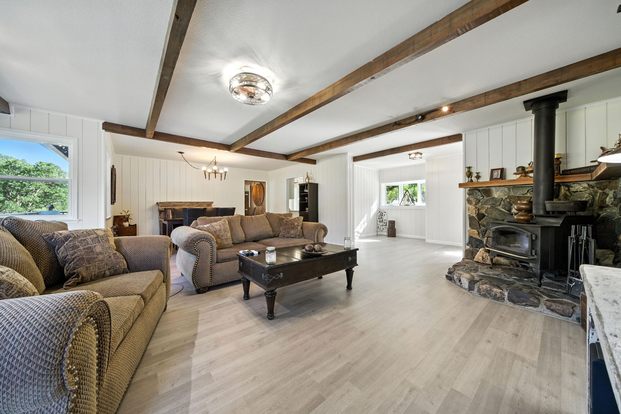 Lewiston, California, 96052, United States, 3 Bedrooms Bedrooms, ,3 BathroomsBathrooms,Residential,For Sale,1937334