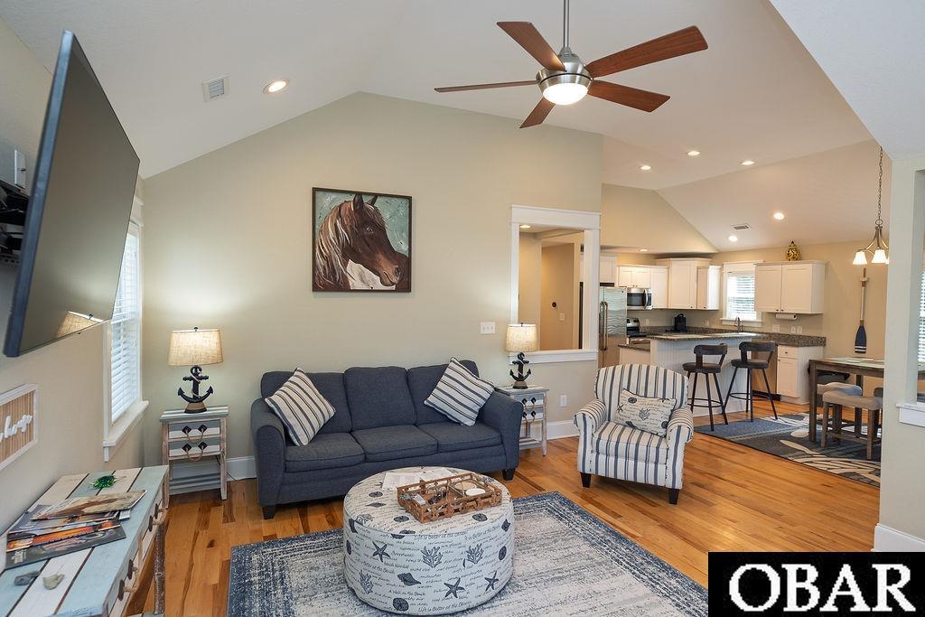 Kill Devil Hills, North Carolina, 27948-8528, United States, 4 Bedrooms Bedrooms, ,3 BathroomsBathrooms,Residential,For Sale,1954577