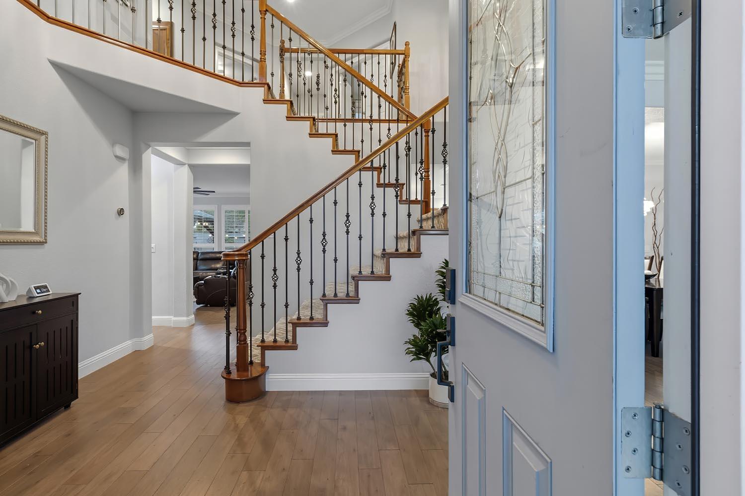 Elk Grove, California, 95757, United States, 5 Bedrooms Bedrooms, ,5 BathroomsBathrooms,Residential,For Sale,2001811